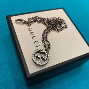 Gucci double G chain